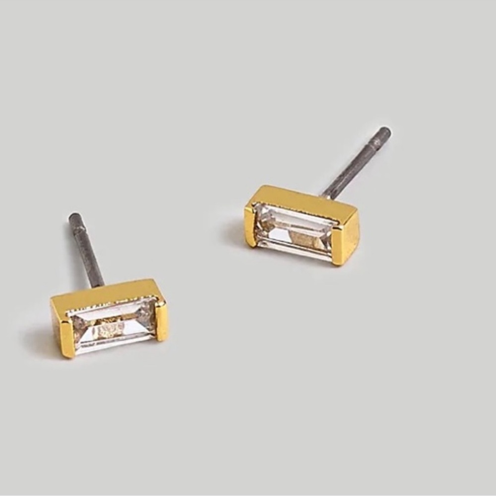 Madewell the tennis collection baguette crystal stud earring